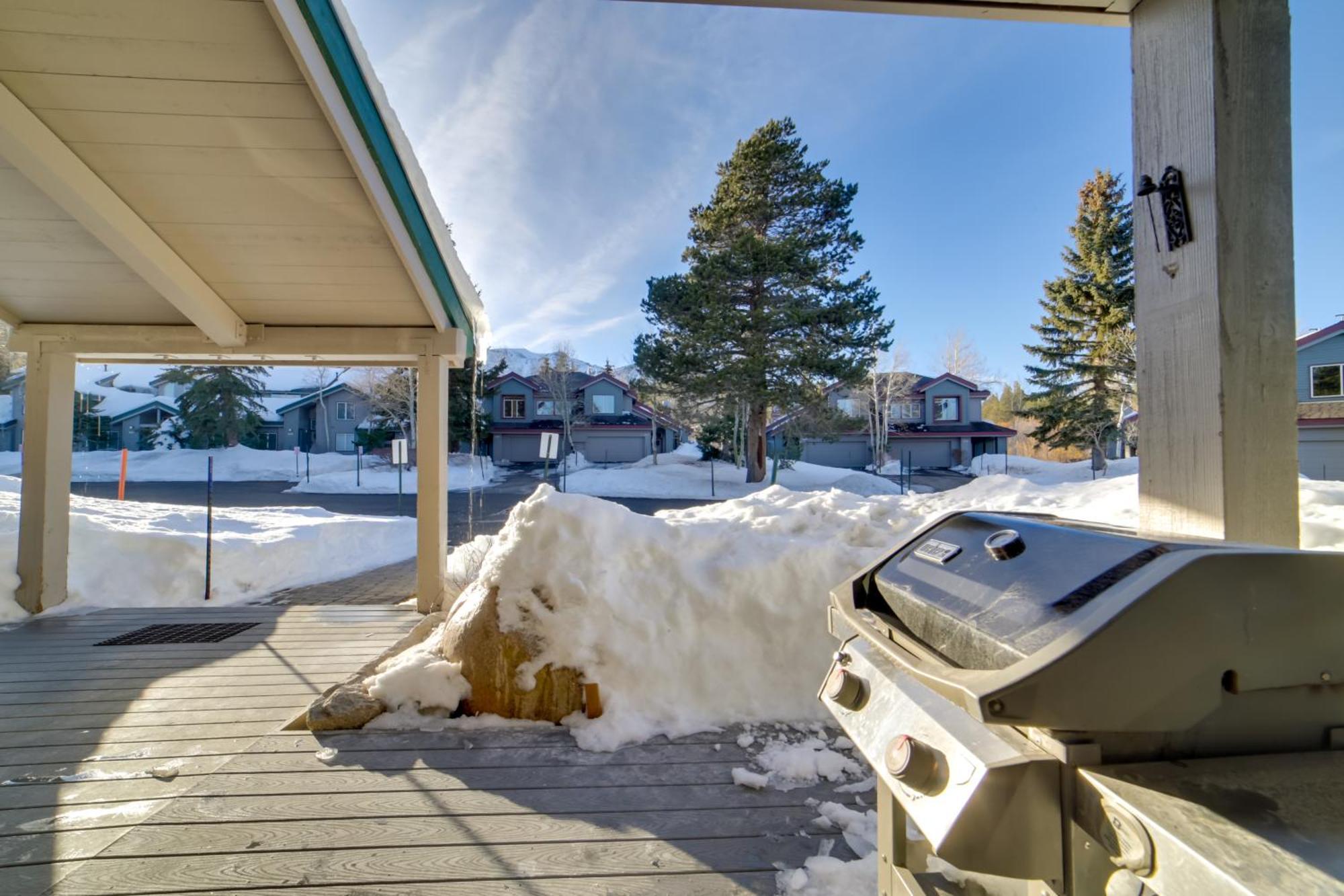 Snowcreek Resort Condo With Deck At Mammoth Mountain Маммот Лейкс Экстерьер фото
